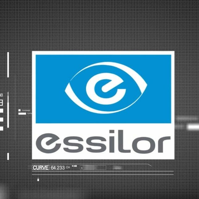 Cách nhận biết tròng kính cận Essilor chính hãng